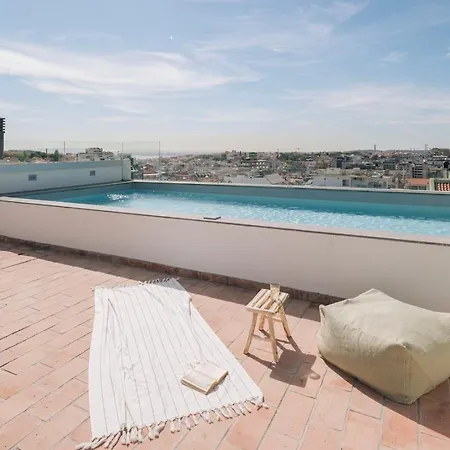 Rosso - 1 Bedroom And Pool In Santo Antonio * 리스본